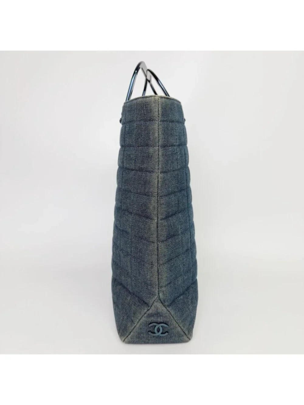 Chanel CC Logo Plastic Chain Handbag Denim Blue Seal Vintage
